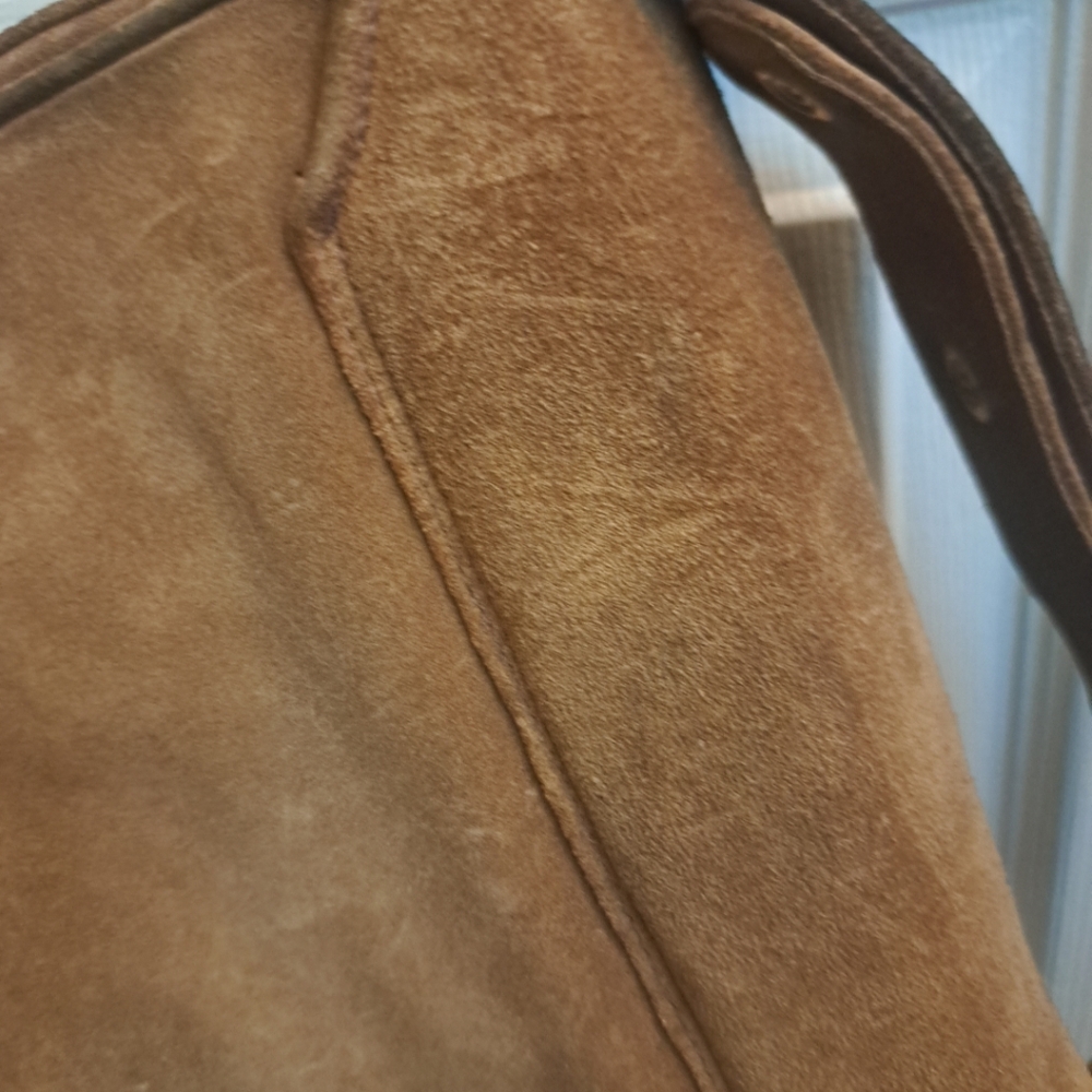 Vintage Yvonne Boutique Camel Colored Suede bag - Picture 5 of 16